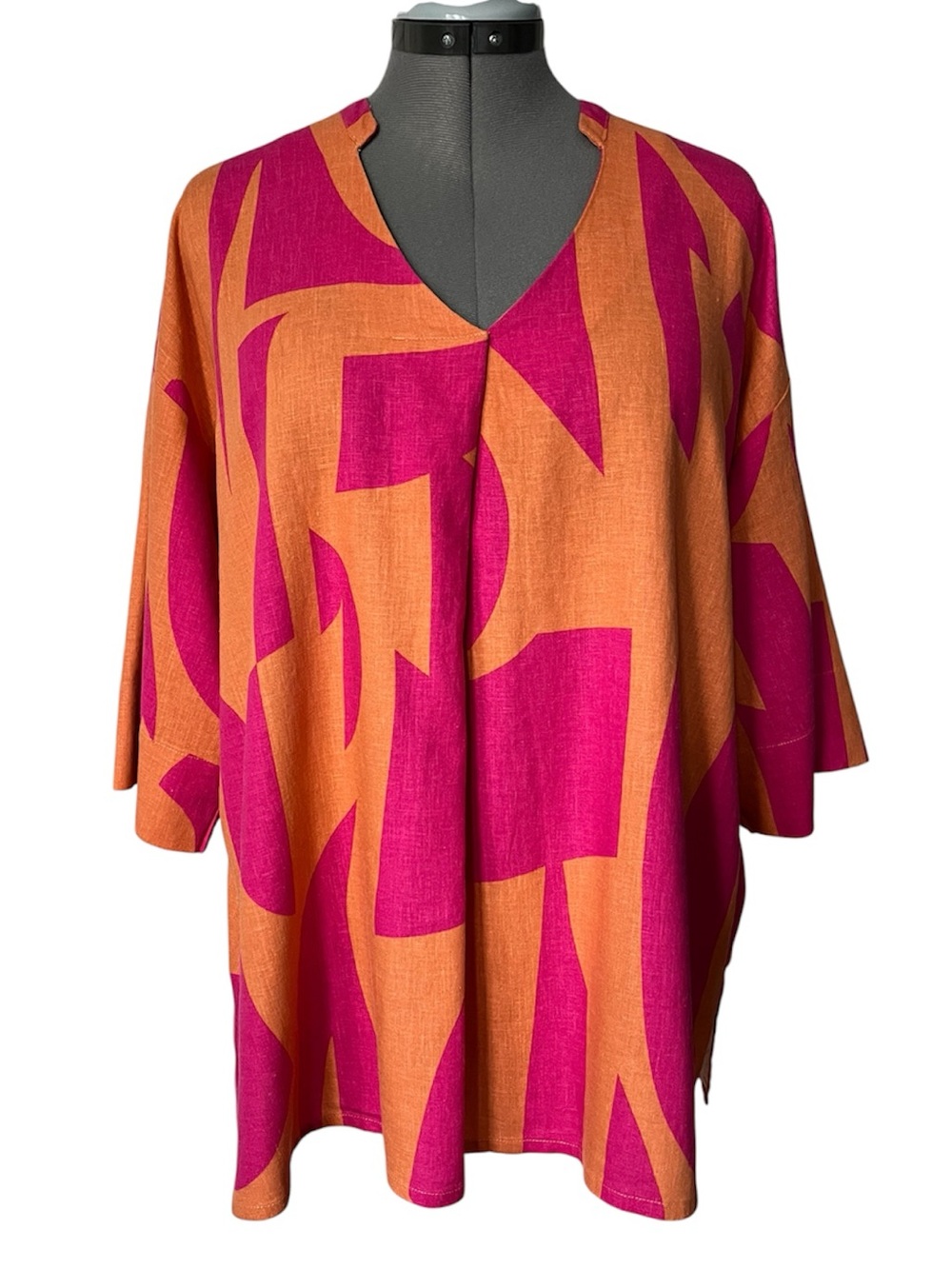 Wasabi Concept Linen blend bold print tunic 2X